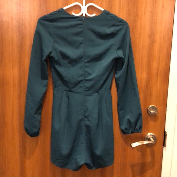 Tobi XS Longe Sleeve Romper - Picture 2 of 2